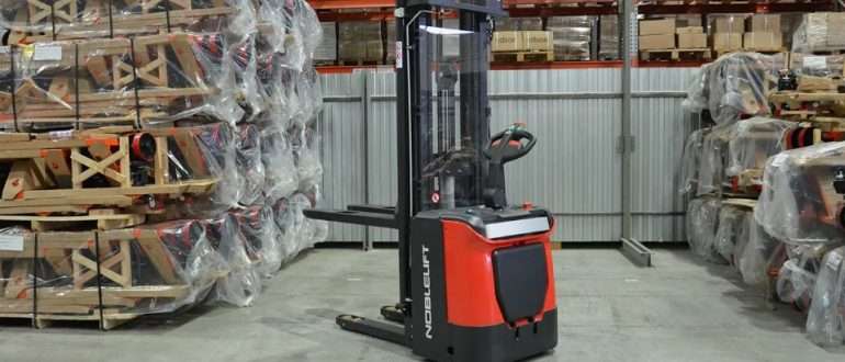 Гидравлические штабелеры: преимущества, виды и применение