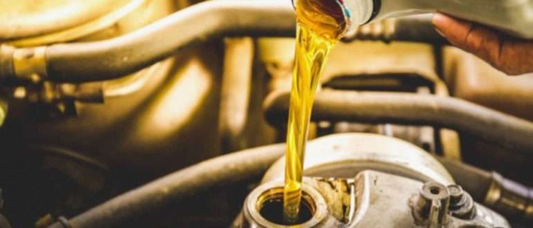 Как выбрать моторное масло для автопарка: советы оптовым покупателям